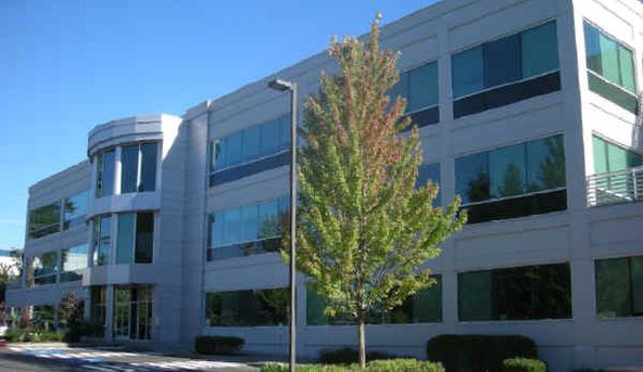 Touchstone Kirkland Building: 12131 113th Ave NE, Kirkland, WA 98034